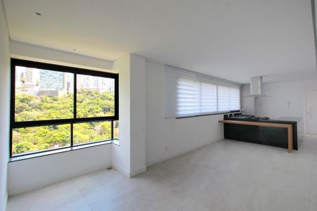 Apartamento à venda com 81m², 2 quartos e 2 vagasSala