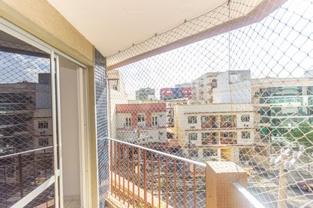 Apartamento para alugar com 90m², 3 quartos e 1 vagaQuarto
