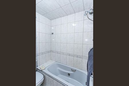 Apartamento à venda com 82m², 3 quartos e 2 vagasBanheiro