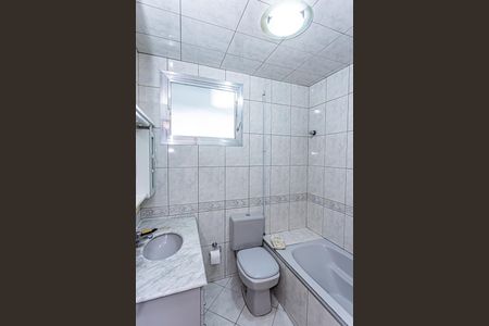 Apartamento à venda com 82m², 3 quartos e 2 vagasBanheiro