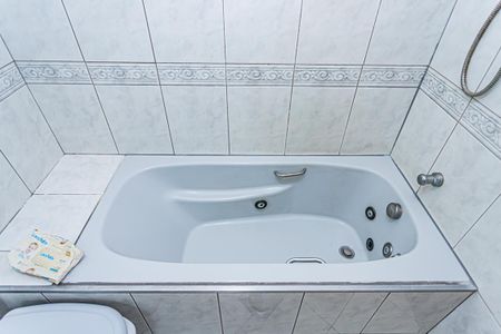 Apartamento à venda com 82m², 3 quartos e 2 vagasBanheiro