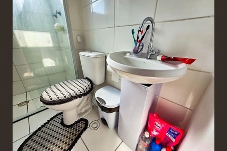 Apartamento para alugar com 46m², 2 quartos e sem vaga Apartamento para alugar com 46m², 2 quartos e sem vagaBanheiro