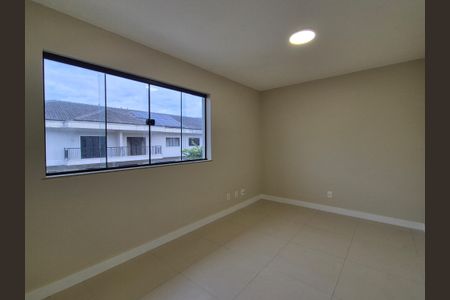 Casa de condomínio à venda com 133m², 3 quartos e 2 vagas Casa de condomínio à venda com 133m², 3 quartos e 2 vagasSuíte 2