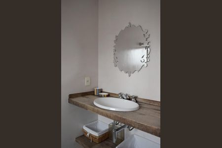 Apartamento à venda com 160m², 2 quartos e 2 vagasBanheiro da Suíte 1