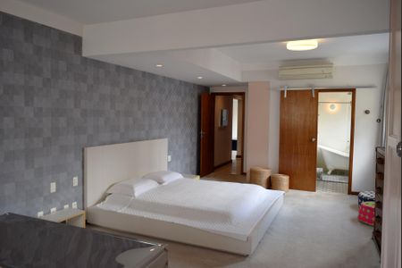 Apartamento à venda com 160m², 2 quartos e 2 vagasSuíte 2
