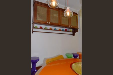 Apartamento à venda com 160m², 2 quartos e 2 vagasCozinha