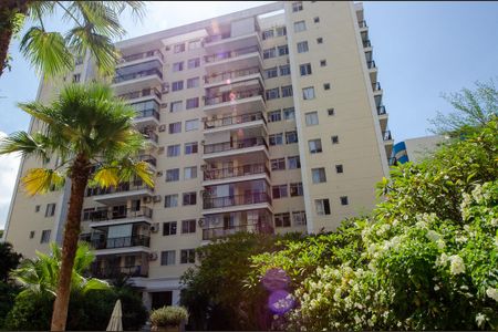 Apartamento para alugar com 83m², 2 quartos e 2 vagas Apartamento para alugar com 83m², 2 quartos e 2 vagasFachada