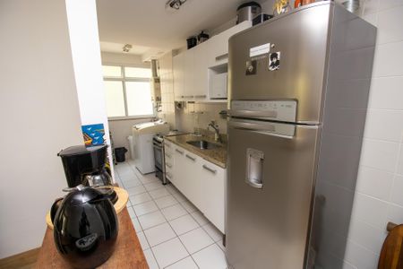 Apartamento para alugar com 83m², 2 quartos e 2 vagas Apartamento para alugar com 83m², 2 quartos e 2 vagasCozinha