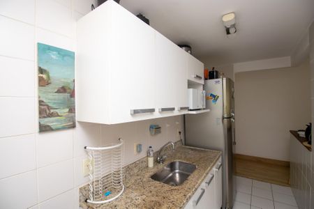 Apartamento para alugar com 83m², 2 quartos e 2 vagas Apartamento para alugar com 83m², 2 quartos e 2 vagasCozinha