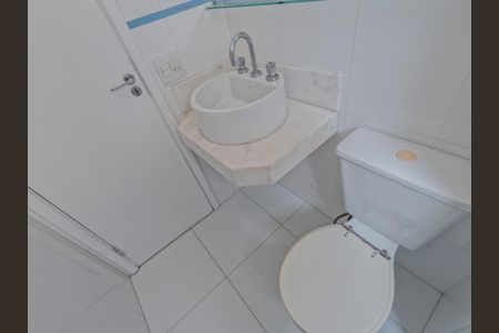 Apartamento à venda com 65m², 3 quartos e 1 vagaBanheiro Social