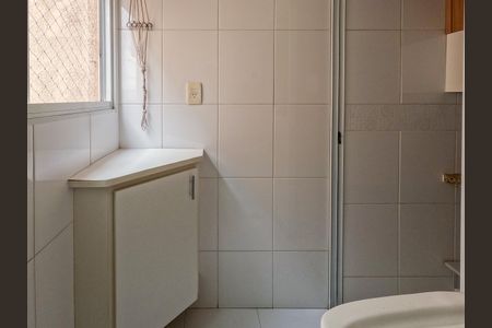 Apartamento à venda com 65m², 3 quartos e 1 vagaÁrea de Serviço