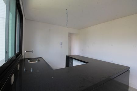 Apartamento à venda com 82m², 2 quartos e 2 vagasCozinha