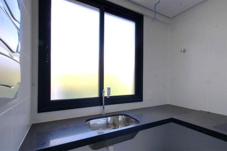 Apartamento à venda com 82m², 2 quartos e 2 vagasÁrea de Serviço