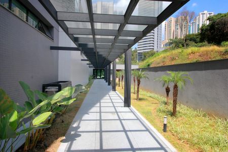 Apartamento à venda com 82m², 2 quartos e 2 vagasÁrea comum - Entrada