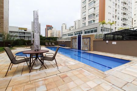 Apartamento à venda com 60m², 1 quarto e 1 vagaÁrea comum - Piscina