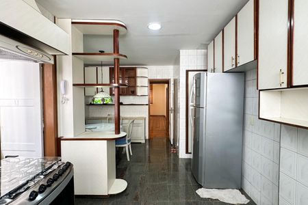 Apartamento à venda com 184m², 4 quartos e 1 vagaCozinha