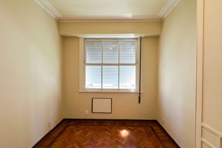 Apartamento à venda com 184m², 4 quartos e 1 vagaQuarto 02