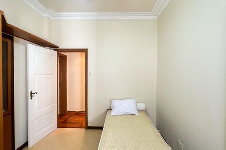 Apartamento à venda com 184m², 4 quartos e 1 vagaSuíte 02