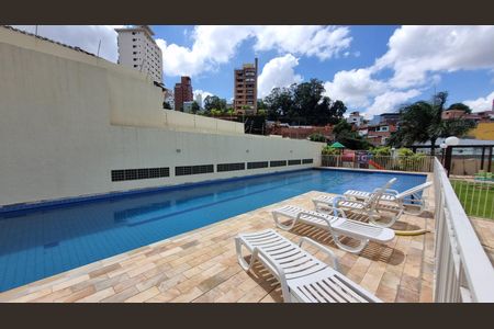 Apartamento para alugar com 98m², 2 quartos e 2 vagasÁrea comum - Piscina