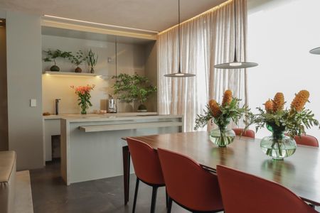 Apartamento para alugar com 134m², 2 quartos e 2 vagasSala