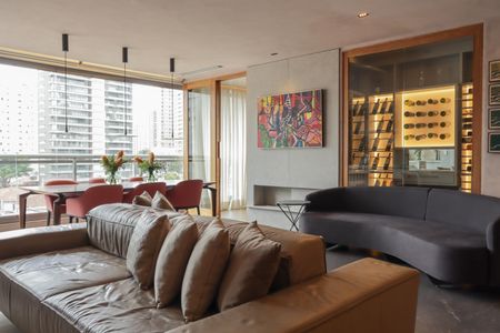 Apartamento para alugar com 134m², 2 quartos e 2 vagasSala