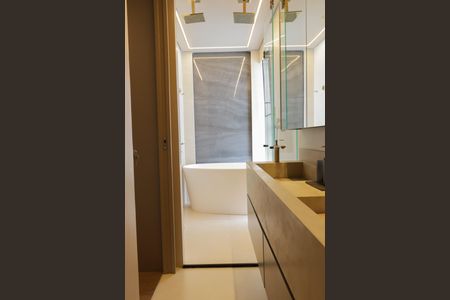 Apartamento para alugar com 134m², 2 quartos e 2 vagasBanheiro da suite