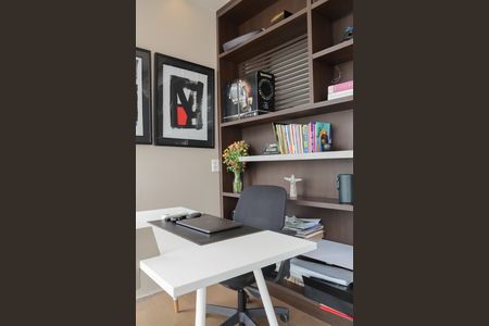 Apartamento para alugar com 134m², 2 quartos e 2 vagasEscritório