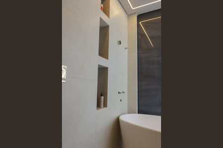 Apartamento para alugar com 134m², 2 quartos e 2 vagasBanheiro da suite