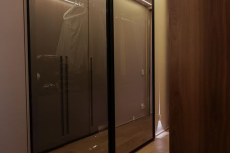 Apartamento para alugar com 134m², 2 quartos e 2 vagasCloset da suite principal