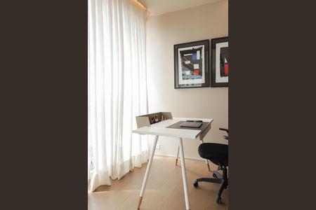 Apartamento para alugar com 134m², 2 quartos e 2 vagasEscritório