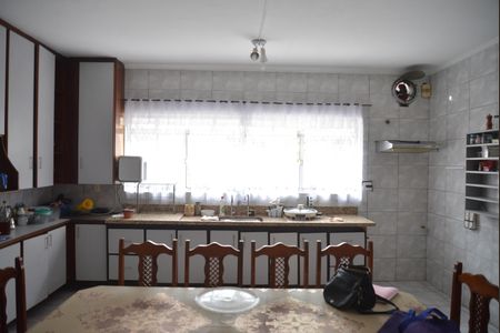 Casa à venda com 200m², 2 quartos e 4 vagasCozinha