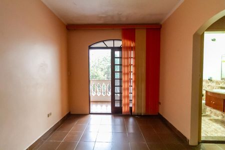 Casa à venda com 222m², 3 quartos e 3 vagas Casa à venda com 222m², 3 quartos e 3 vagasSuíte