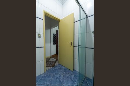 Casa à venda com 222m², 3 quartos e 3 vagas Casa à venda com 222m², 3 quartos e 3 vagasBanheiro Social