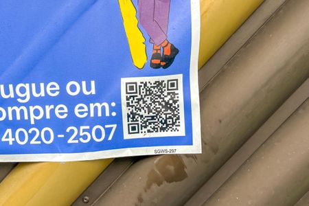 Casa à venda com 222m², 3 quartos e 3 vagas Casa à venda com 222m², 3 quartos e 3 vagasPlaca