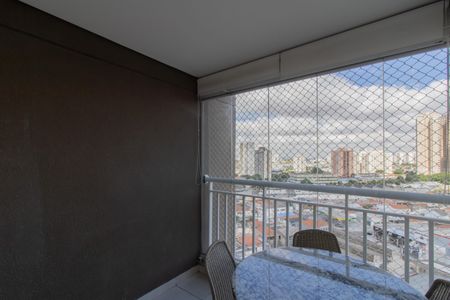 Apartamento para alugar com 57m², 2 quartos e 1 vaga Apartamento para alugar com 57m², 2 quartos e 1 vagaVaranda