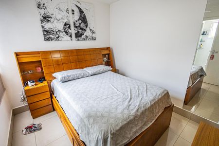 Apartamento à venda com 70m², 2 quartos e 1 vaga Apartamento à venda com 70m², 2 quartos e 1 vagaSuíte