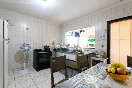 Casa à venda com 115m², 5 quartos e 2 vagas Casa à venda com 115m², 5 quartos e 2 vagasCasa 2 - Cozinha