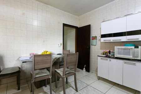 Casa à venda com 115m², 5 quartos e 2 vagas Casa à venda com 115m², 5 quartos e 2 vagasCasa 2 - Cozinha