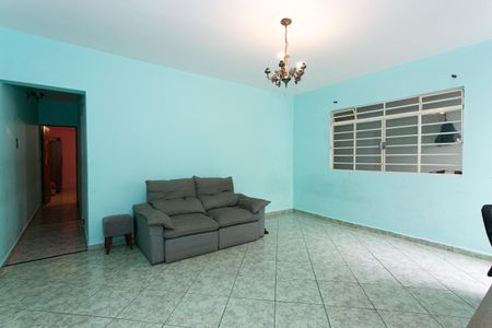 Casa à venda com 115m², 5 quartos e 2 vagas Casa à venda com 115m², 5 quartos e 2 vagasCasa 1 - Sala