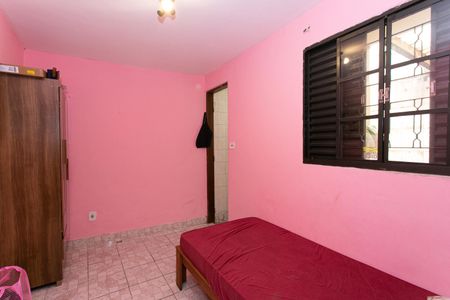 Casa à venda com 115m², 5 quartos e 2 vagas Casa à venda com 115m², 5 quartos e 2 vagasCasa 1 - Suíte