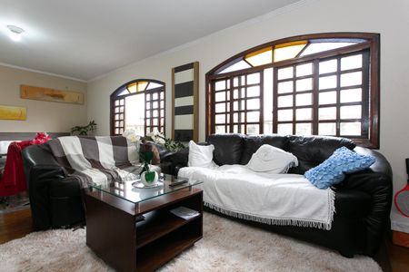 Casa à venda com 115m², 5 quartos e 2 vagas Casa à venda com 115m², 5 quartos e 2 vagasCasa 2 - Sala