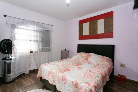 Casa à venda com 115m², 5 quartos e 2 vagas Casa à venda com 115m², 5 quartos e 2 vagasCasa 2 - Suíte