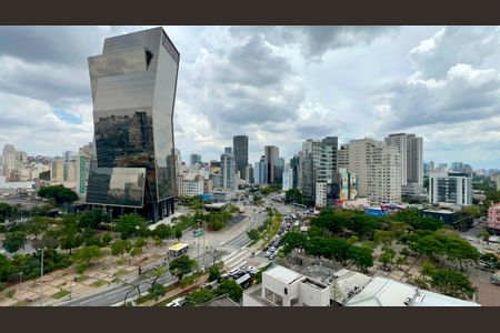 Studio à venda com 27m², 1 quarto e sem vaga Studio à venda com 27m², 1 quarto e sem vagaVaranda