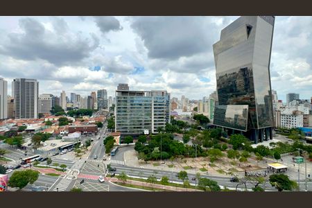 Studio à venda com 27m², 1 quarto e sem vaga Studio à venda com 27m², 1 quarto e sem vagaVaranda