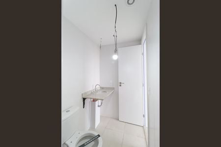 Apartamento à venda com 79m², 2 quartos e 1 vagaBanheiro da suíte 2