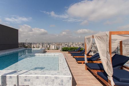 Apartamento à venda com 79m², 2 quartos e 1 vagaÁrea comum -  Piscina