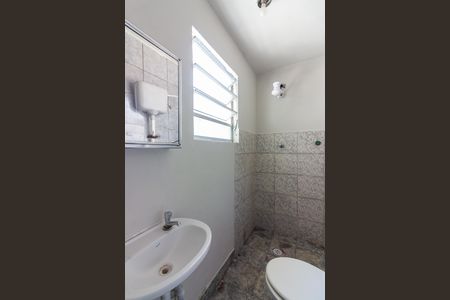 Casa de condomínio para alugar com 40m², 1 quarto e sem vaga Casa de condomínio para alugar com 40m², 1 quarto e sem vagaBanheiro