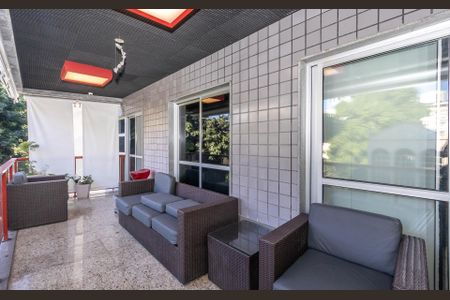 Apartamento à venda com 139m², 3 quartos e 2 vagas