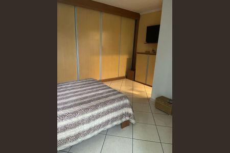 Casa à venda com 196m², 4 quartos e 2 vagasQuarto 1