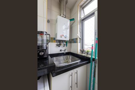 Apartamento à venda com 64m², 3 quartos e 1 vagaÁrea de Serviço